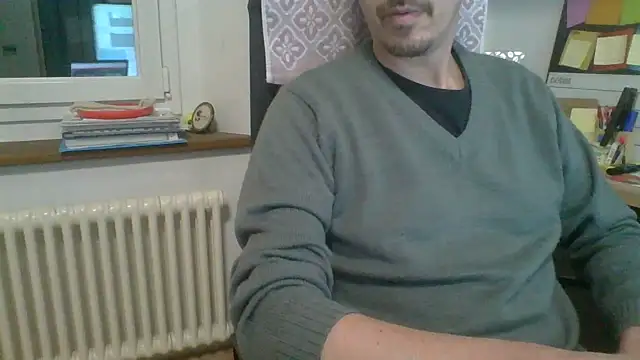 Snapshot of Kawayleo chatting on March 2, 2026, 9:27 am Kawayleo online show from March 2, 2026, 9:27 am