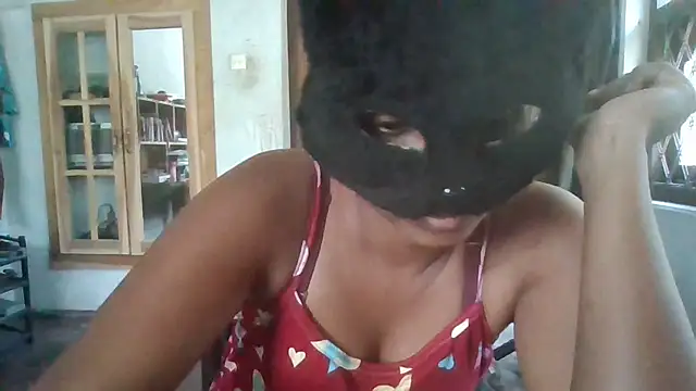 Nora-2003 online show from March 5, 2026, 4:52 am