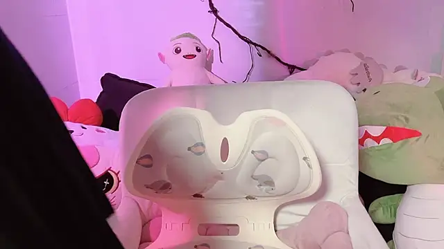 Snapshot of BeChinh_Lee chatting on March 13, 2026, 3:46 am BeChinh Lee online show from March 13, 2026, 3:46 am