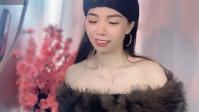 Lynnalltop-165-KeKe online show from November 14, 2025, 4:00 am