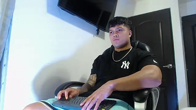 Boyhot 00 online show from October 26, 2025, 3:34 am