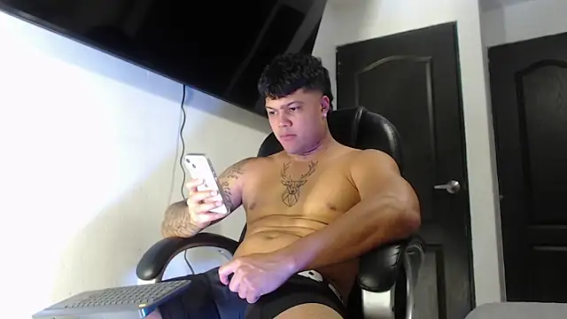 Boyhot 00 online show from October 29, 2025, 12:46 am