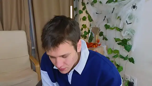 hun1er steele online show from October 31, 2025, 2:29 pm