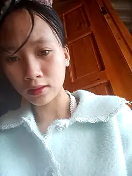 minachao- online show from February 18, 2026, 1:56 am