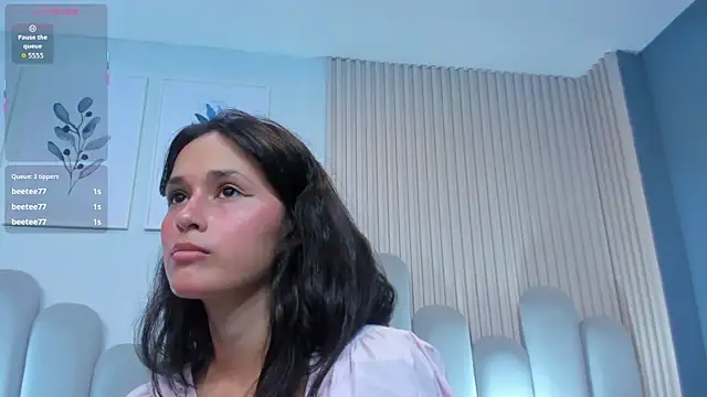 Snapshot of luly_dreams chatting on June 27, 2026, 12:22 pm luly dreams online show from June 27, 2026, 12:22 pm
