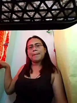 Snapshot of erma_joy chatting on January 19, 2026, 3:43 am erma joy online show from January 19, 2026, 3:43 am