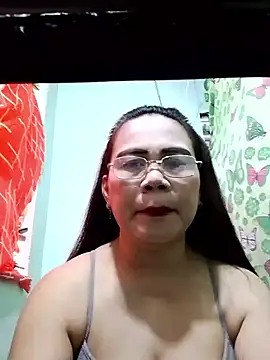 Snapshot of erma_joy chatting on February 6, 2026, 3:22 am erma joy online show from February 6, 2026, 3:22 am