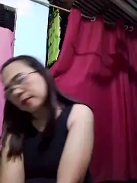 Snapshot of erma_joy chatting on February 10, 2026, 10:41 am erma joy online show from February 10, 2026, 10:41 am