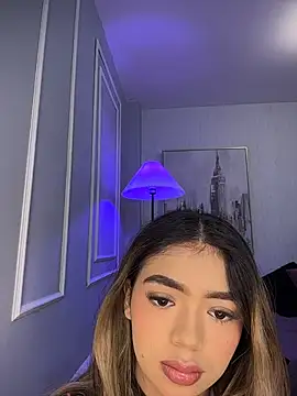 HoneyMollyX online show from October 19, 2025, 1:01 pm