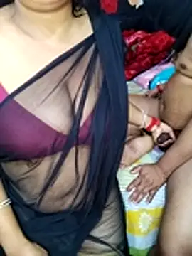 modhu82 online show from December 18, 2025, 6:58 pm