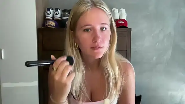 Snapshot of itssosierra chatting on March 12, 2026, 11:55 pm itssosierra online show from March 12, 2026, 11:55 pm