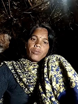 Cutsedi3 online show from October 13, 2025, 7:58 pm