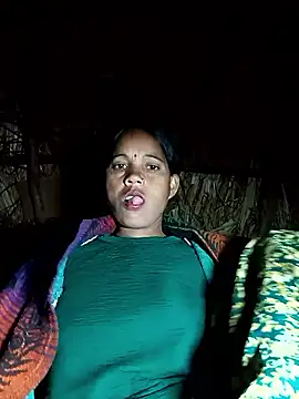 Cutsedi3 online show from December 21, 2025, 10:06 pm