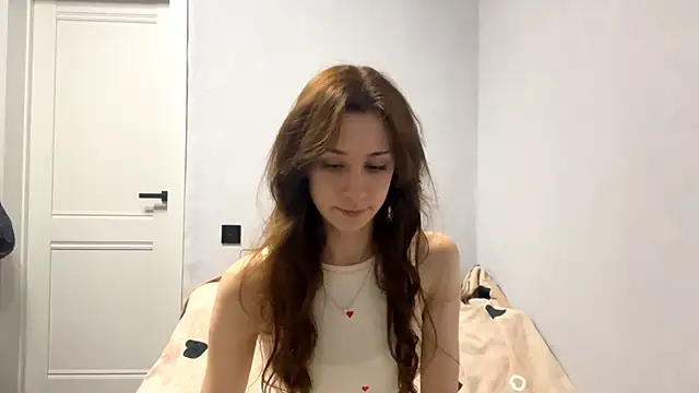 WildPeachh online show from October 29, 2025, 6:31 pm