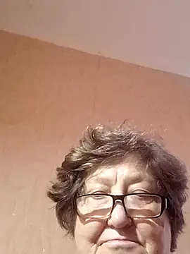 Katherine735 online show from November 15, 2025, 6:11 am