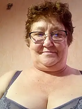 Katherine735 online show from June 10, 2026, 12:15 pm