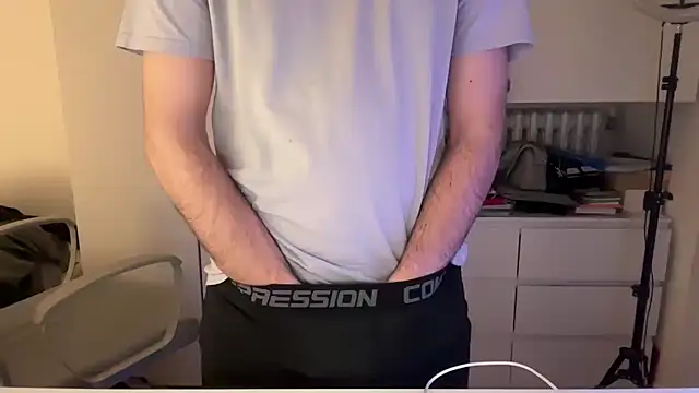 Snapshot of matrixx_9 chatting on February 21, 2026, 6:42 pm matrixx 9 online show from February 21, 2026, 6:42 pm