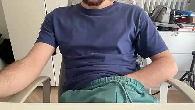 Snapshot of matrixx_9 chatting on February 23, 2026, 12:35 pm matrixx 9 online show from February 23, 2026, 12:35 pm