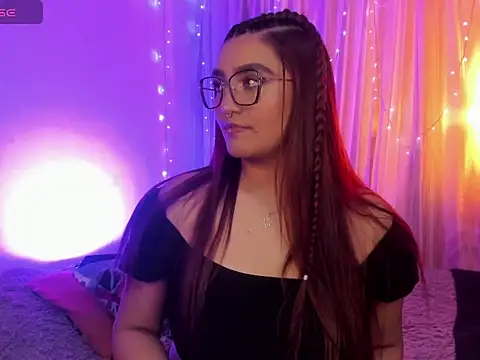 Snapshot of soyanny_1 chatting on October 12, 2025, 12:42 am soyanny 1 online show from October 12, 2025, 12:42 am