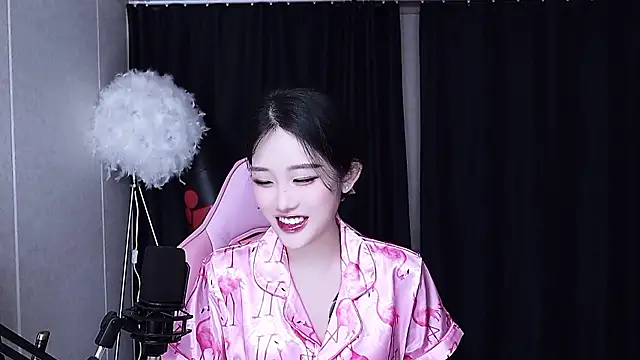 MISA 02 online show from October 21, 2025, 12:06 pm