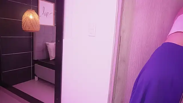 Thalia Karlson online show from March 21, 2026, 12:32 pm