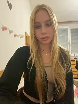 RemyStyles online show from October 20, 2025, 8:09 pm