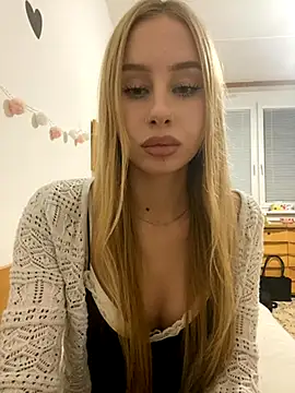 RemyStyles online show from November 20, 2025, 8:08 pm