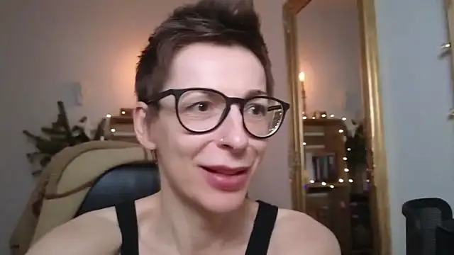 Antifistin online show from December 5, 2025, 1:14 am