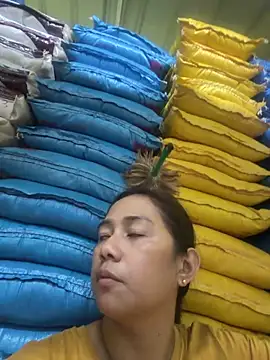 Snapshot of magandangpilipina chatting on May 19, 2026, 12:44 pm magandangpilipina online show from May 19, 2026, 12:44 pm