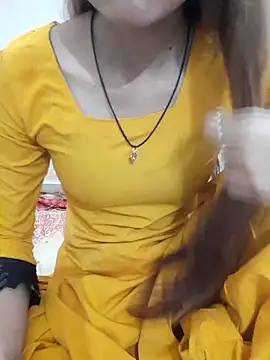 Snapshot of Khushi_rani chatting on February 18, 2026, 4:30 am Khushi rani online show from February 18, 2026, 4:30 am