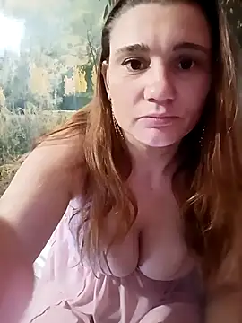 Snapshot of Oshine_BigBoobs chatting on October 19, 2025, 7:36 pm Oshine BigBoobs online show from October 19, 2025, 7:36 pm