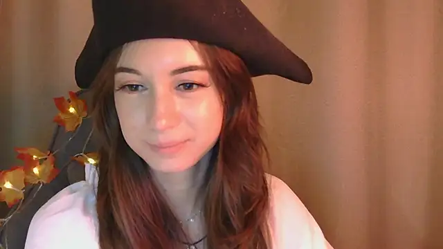 VeraLush online show from October 31, 2025, 2:18 pm