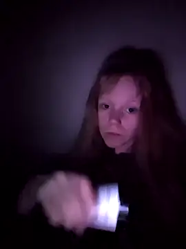 Snapshot of OpheliaMills chatting on October 17, 2025, 7:27 pm OpheliaMills online show from October 17, 2025, 7:27 pm