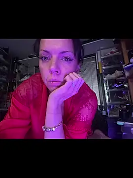 jayylizz69 online show from January 10, 2026, 4:42 pm