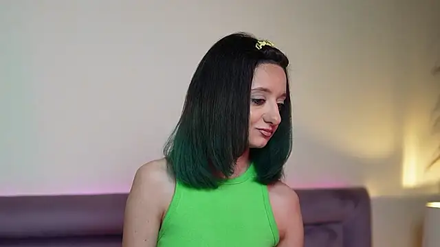 JoelleApril online show from March 10, 2026, 9:42 pm