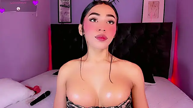 Snapshot of KIISHANNY chatting on May 22, 2026, 8:58 pm KIISHANNY online show from May 22, 2026, 8:58 pm