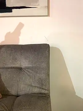 Snapshot of LunaMoore_Pink chatting on December 18, 2025, 12:33 pm LunaMoore Pink online show from December 18, 2025, 12:33 pm