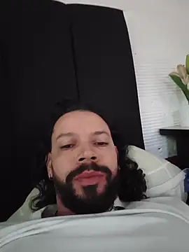 AlukardBig online show from April 23, 2026, 1:57 pm