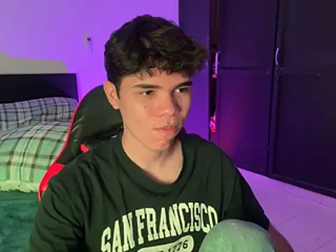 Im Camii online show from April 9, 2026, 4:34 pm