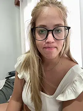 roblondie online show from March 2, 2026, 8:37 pm