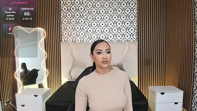 BEELLA TAY1 online show from November 11, 2025, 2:17 pm