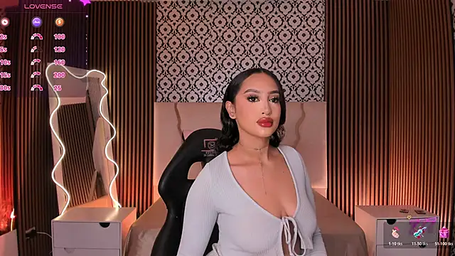 BEELLA TAY1 online show from April 4, 2026, 12:02 pm