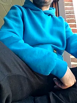 Snapshot of Nejatmert chatting on March 2, 2026, 2:13 pm Nejatmert online show from March 2, 2026, 2:13 pm