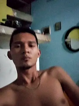 Snapshot of Rayangiss chatting on January 19, 2026, 4:05 am Rayangiss online show from January 19, 2026, 4:05 am