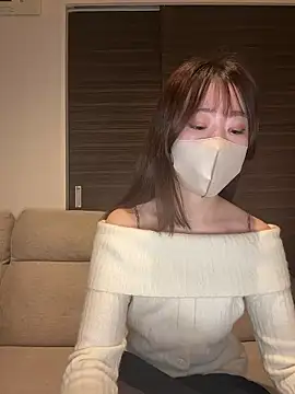 yura ra ra online show from November 4, 2025, 9:30 am