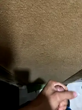 chikorkomdz online show from November 15, 2025, 8:27 pm