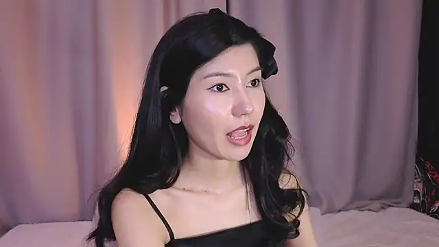 Snapshot of sunarinsun chatting on April 7, 2026, 9:59 pm sunarinsun online show from April 7, 2026, 9:59 pm