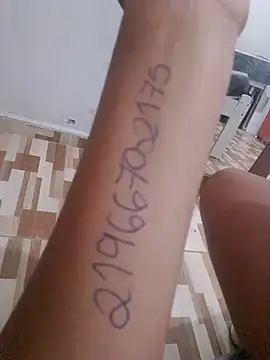 Snapshot of Camilanifeta chatting on January 7, 2026, 6:21 pm Camilanifeta online show from January 7, 2026, 6:21 pm