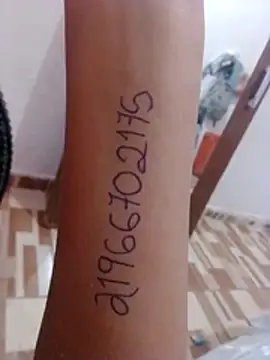 Snapshot of Camilanifeta chatting on January 10, 2026, 12:51 pm Camilanifeta online show from January 10, 2026, 12:51 pm