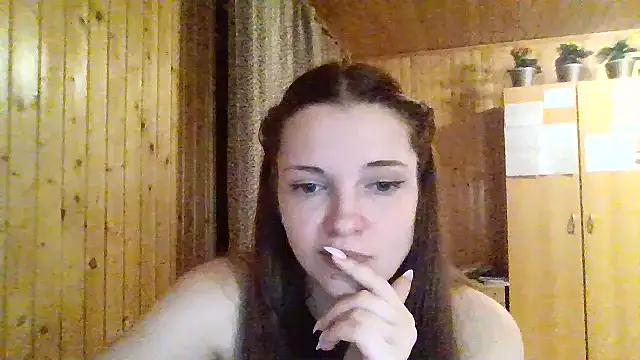 AmeliieLaFleur online show from April 5, 2026, 9:23 pm